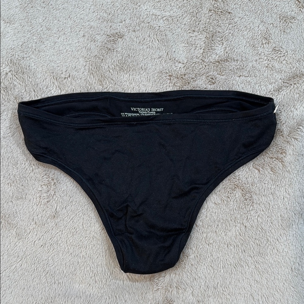 NWOT Victoria’s Secret thong